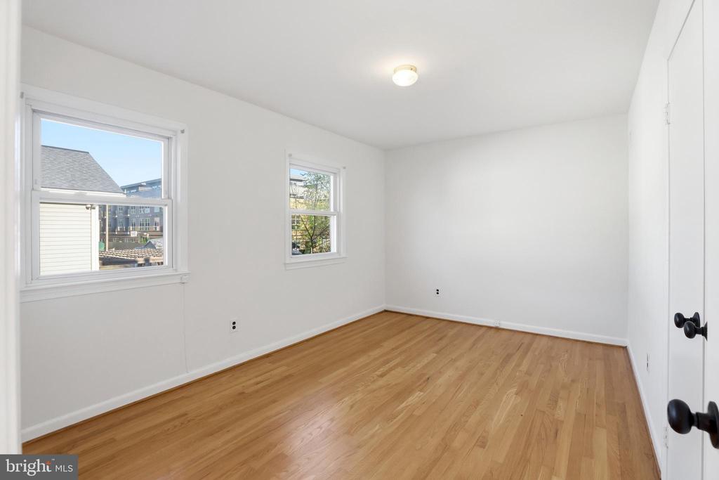 1731 PRICE STREET