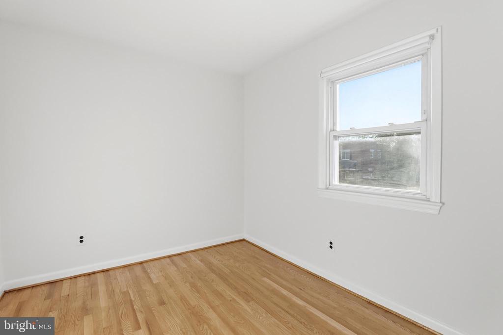 1731 PRICE STREET