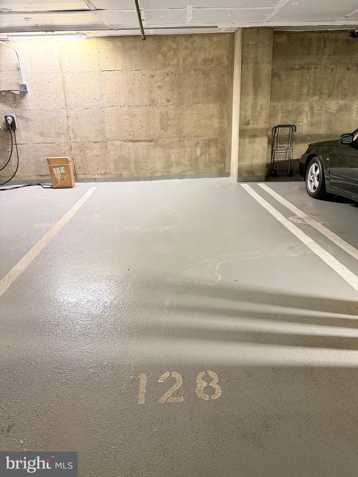 635 SLATERS LANE 301