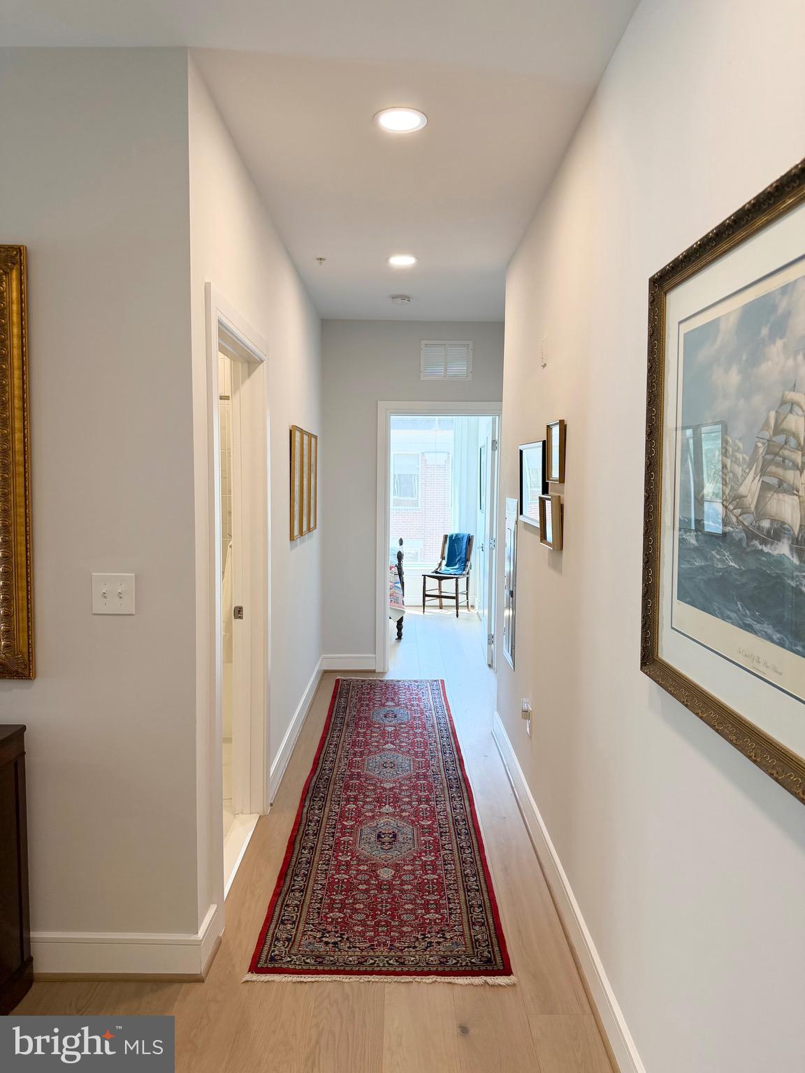 635 SLATERS LANE 301