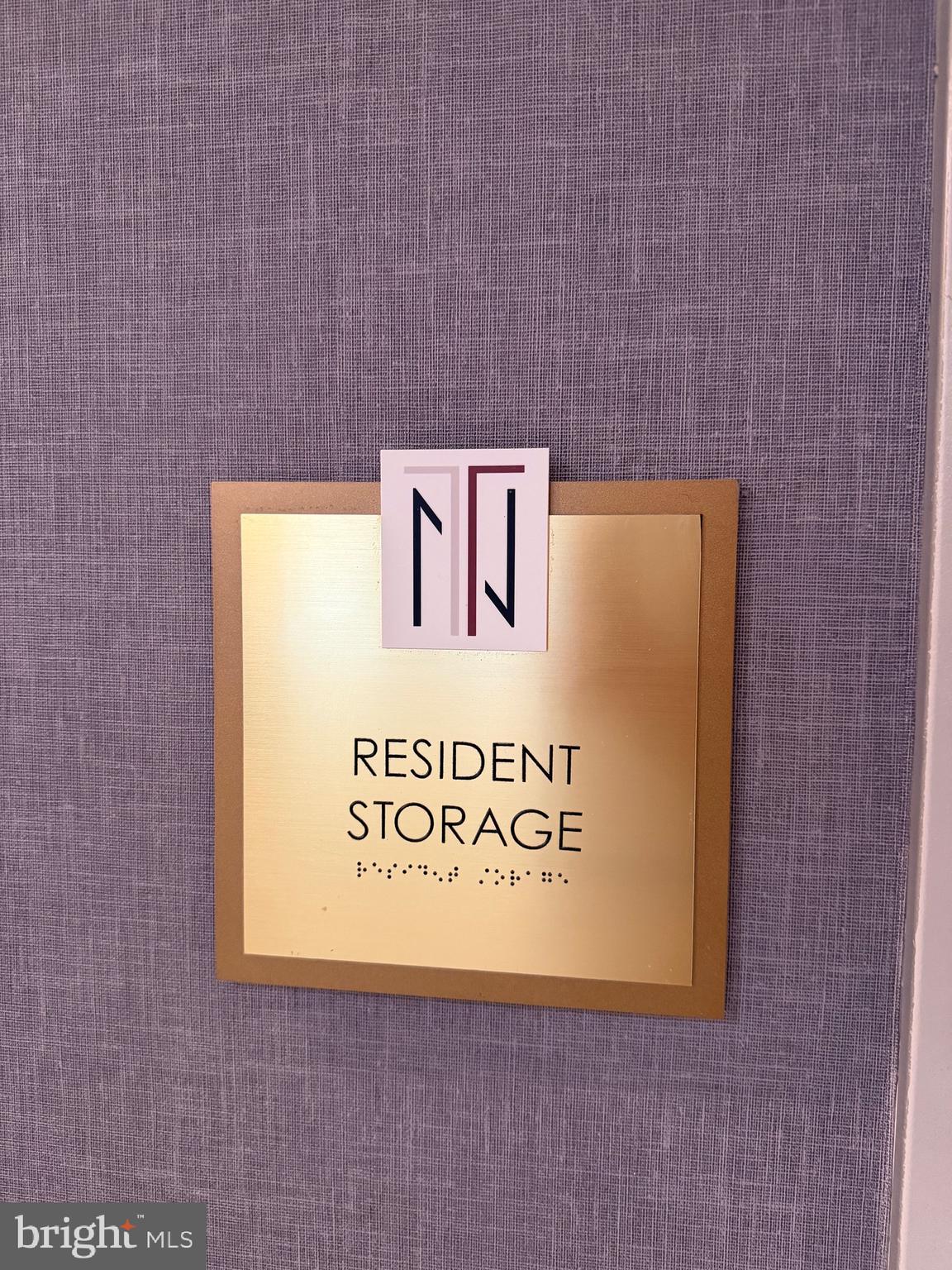 635 SLATERS LANE 301