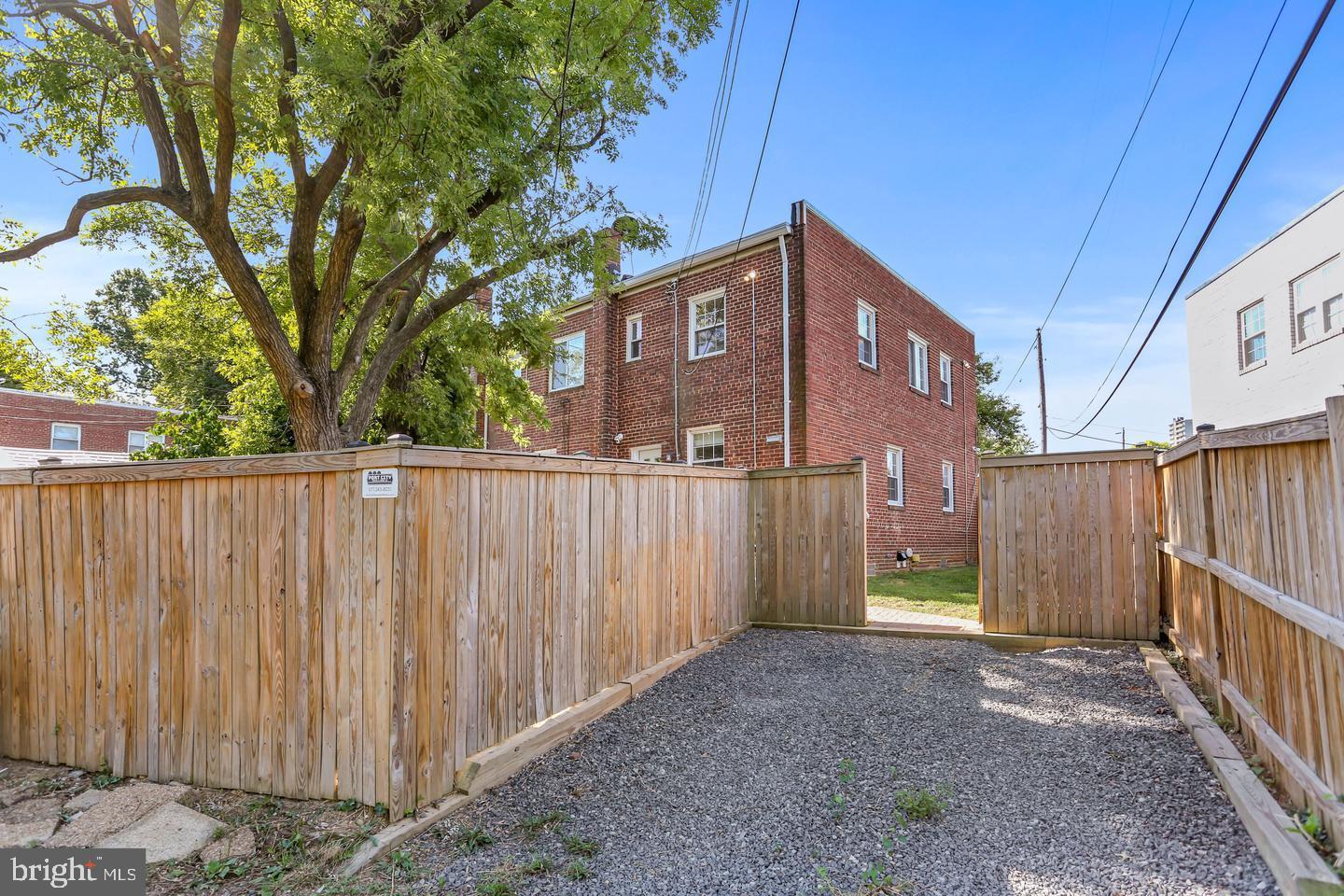 145 DALE STREET