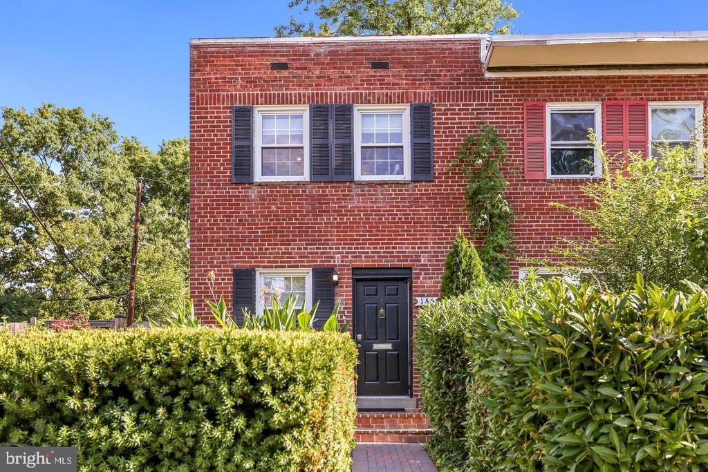 145 DALE STREET