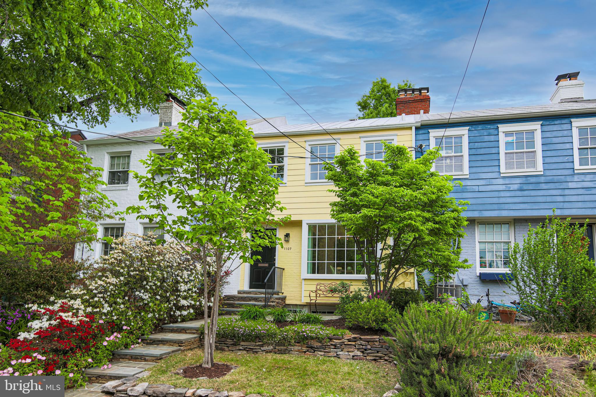 1107 POWHATAN STREET