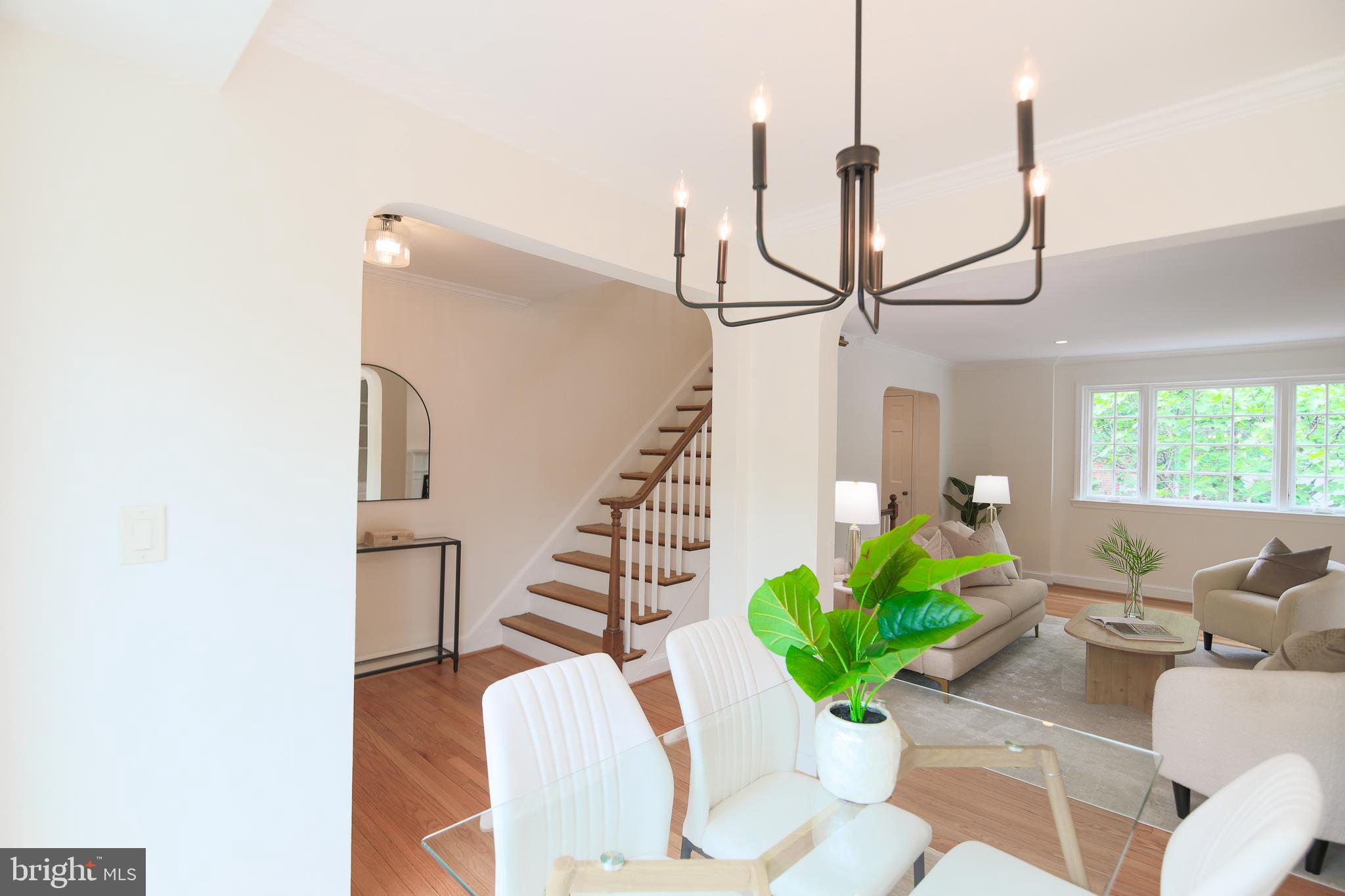 1107 POWHATAN STREET