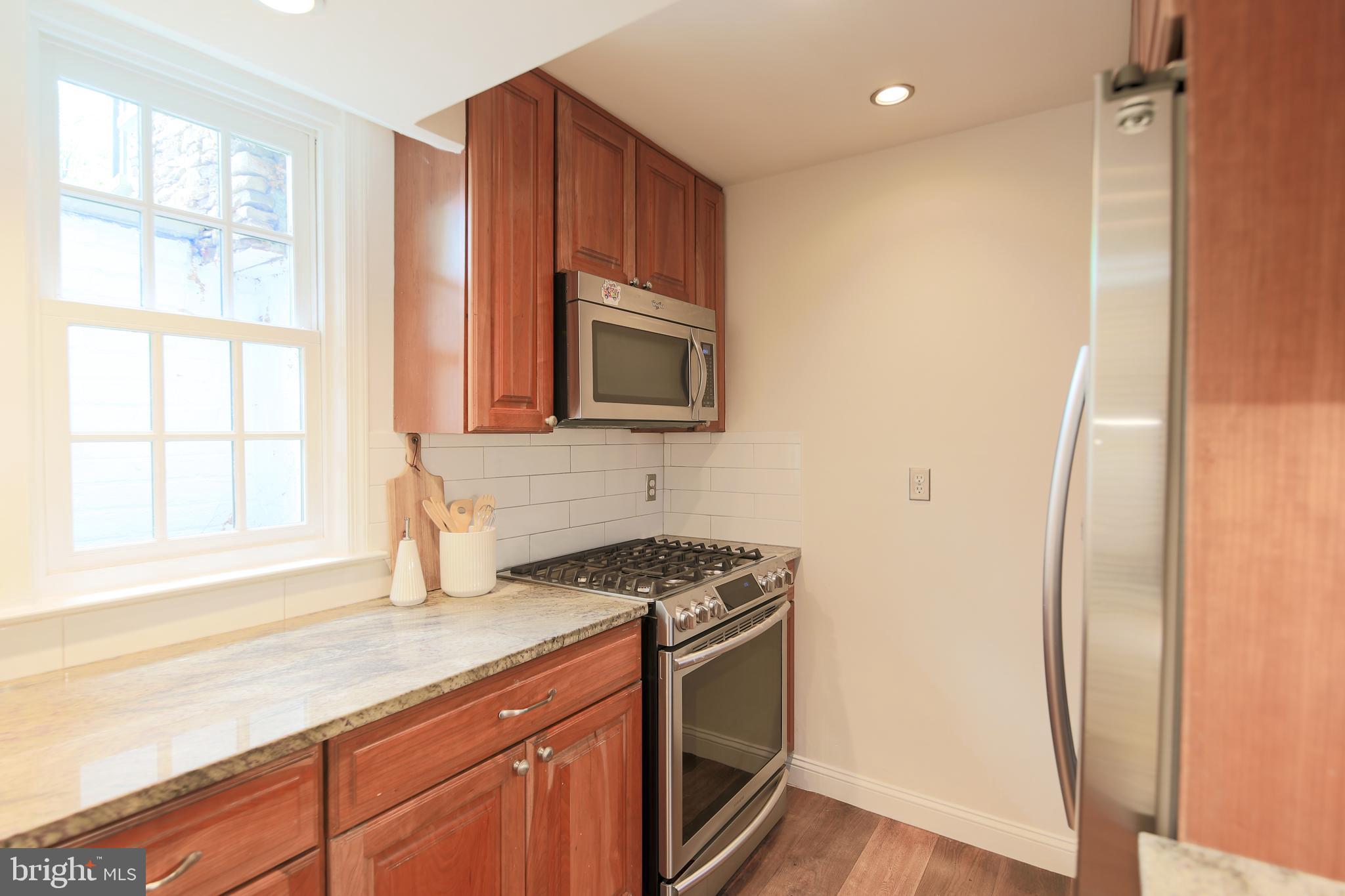 1107 POWHATAN STREET