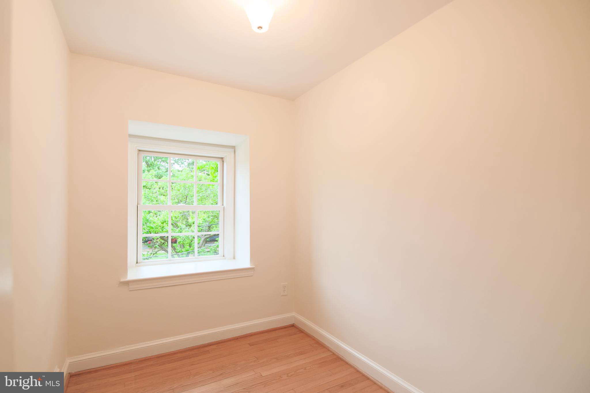 1107 POWHATAN STREET