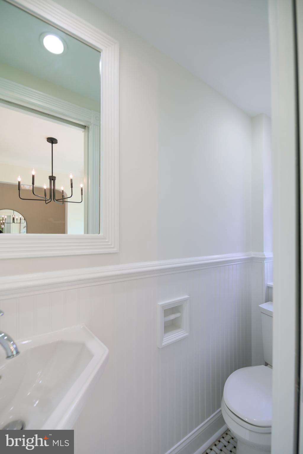 1107 POWHATAN STREET