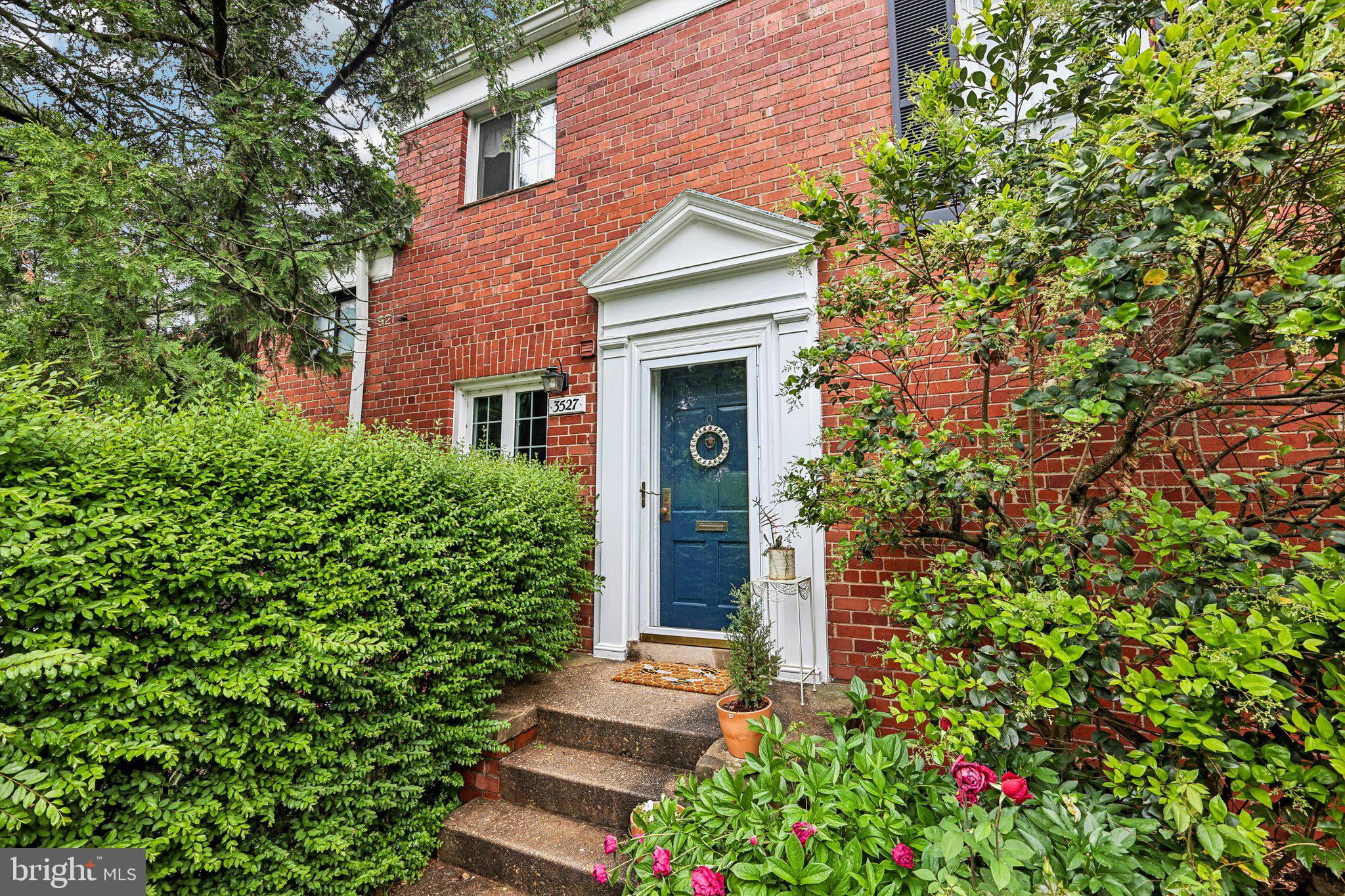3527 MARTHA CUSTIS DRIVE
