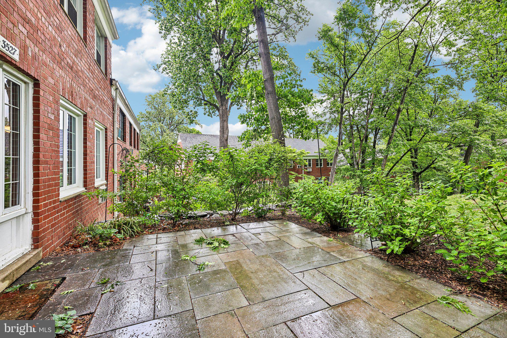 3527 MARTHA CUSTIS DRIVE