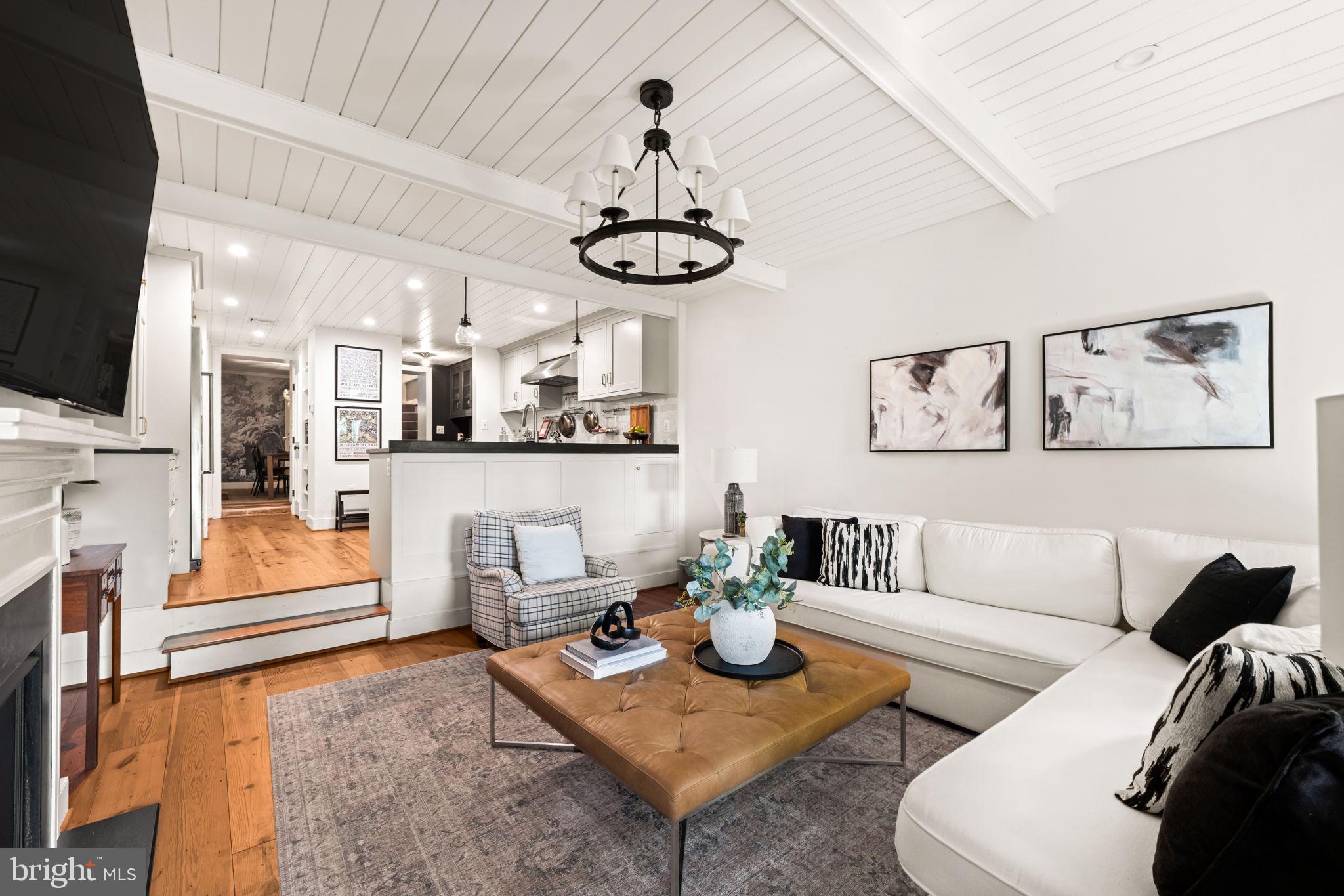 515 S FAIRFAX STREET