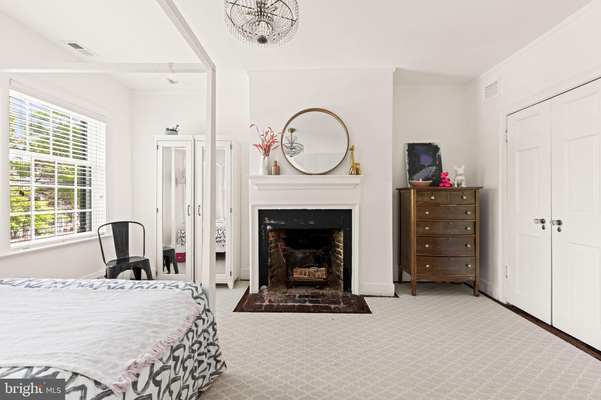 515 S FAIRFAX STREET