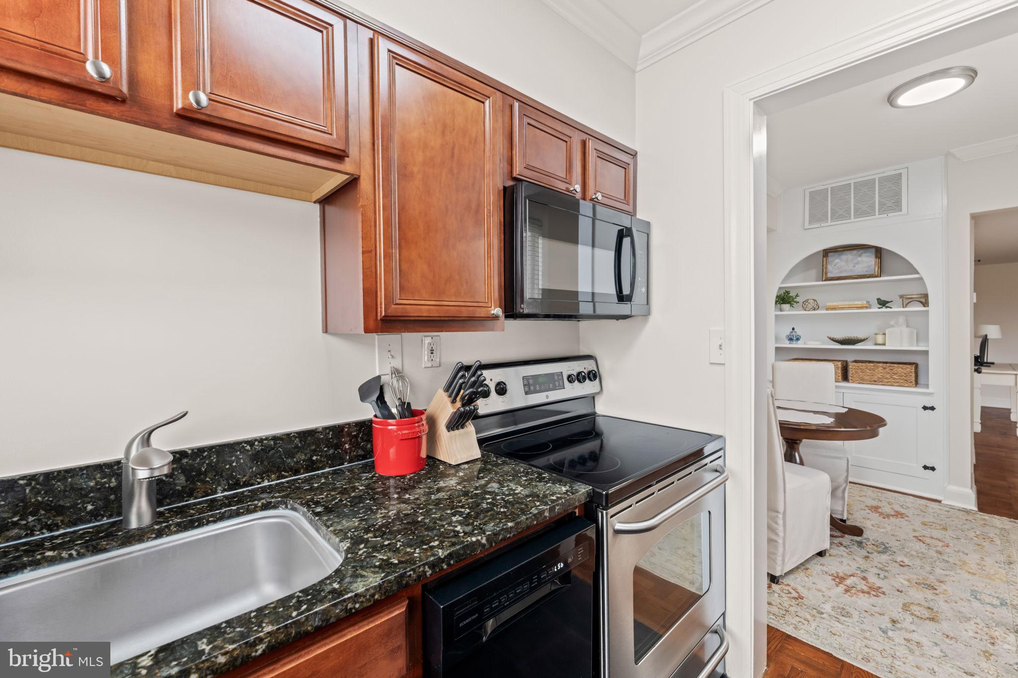 719 S SAINT ASAPH STREET 301