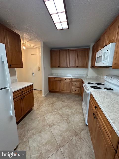 200 N PICKETT STREET 1512
