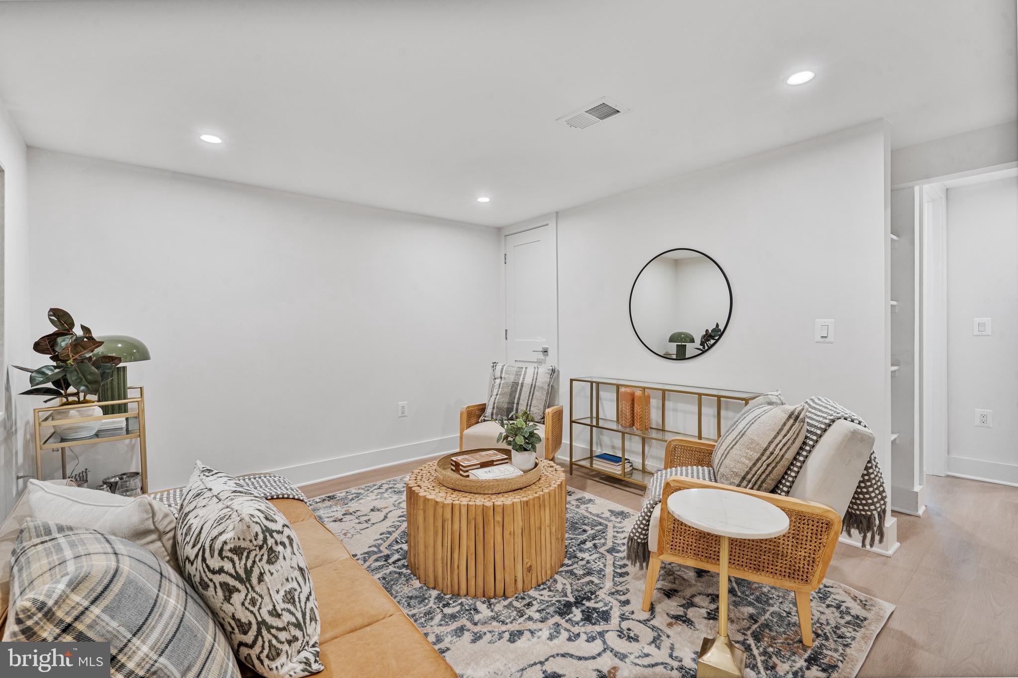3102 LANDOVER STREET