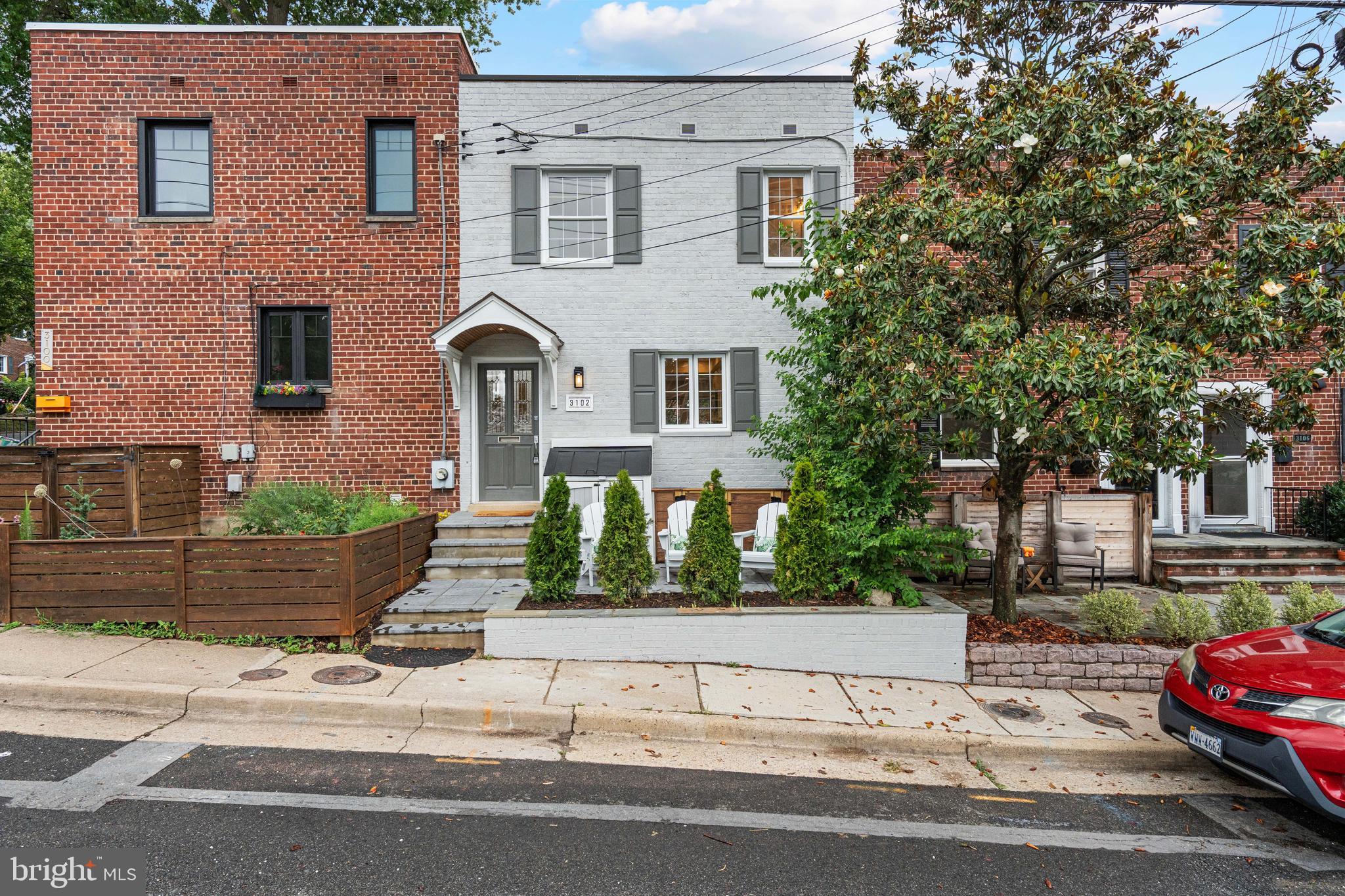 3102 LANDOVER STREET