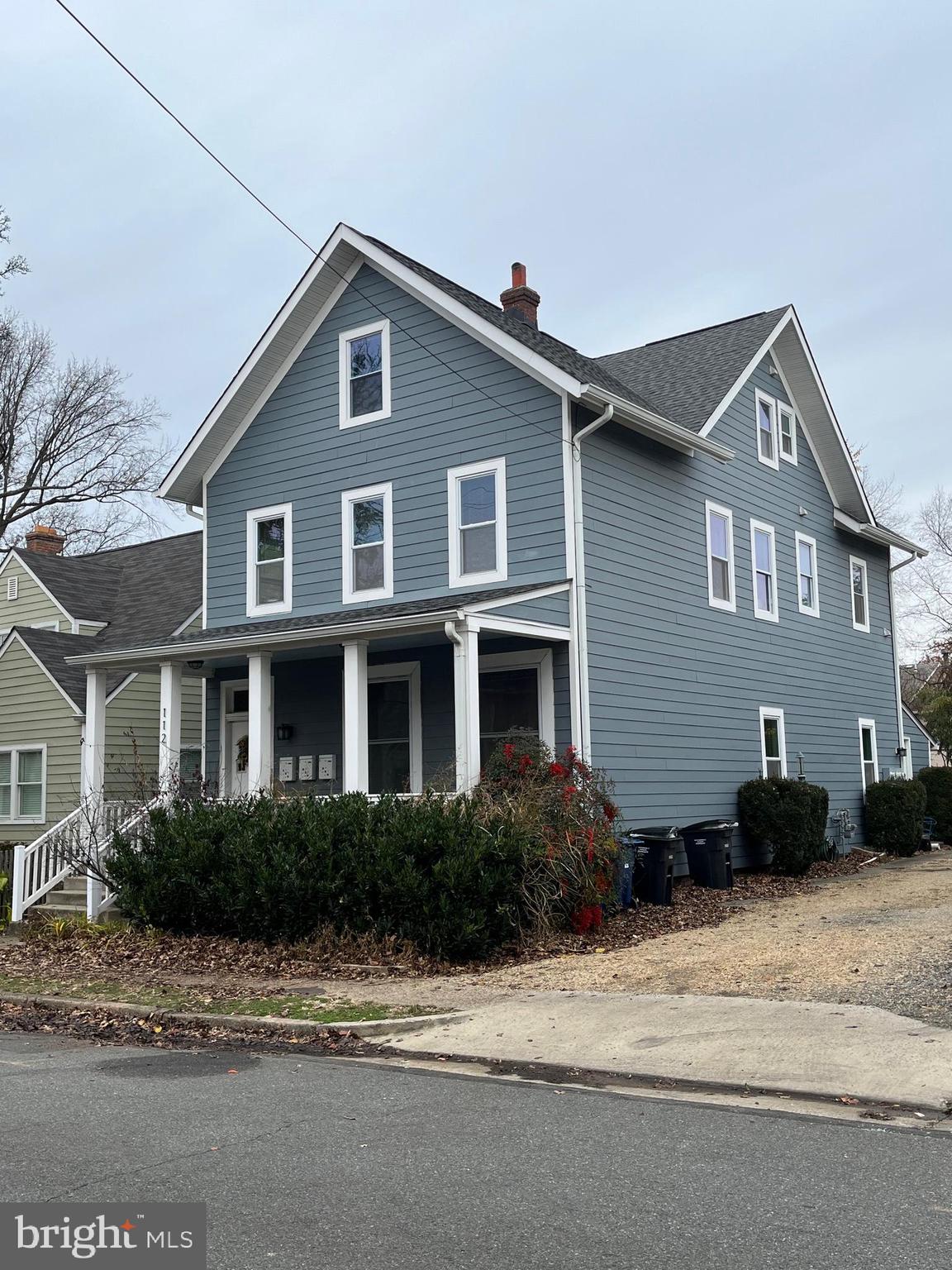 112 E HOWELL AVENUE 3