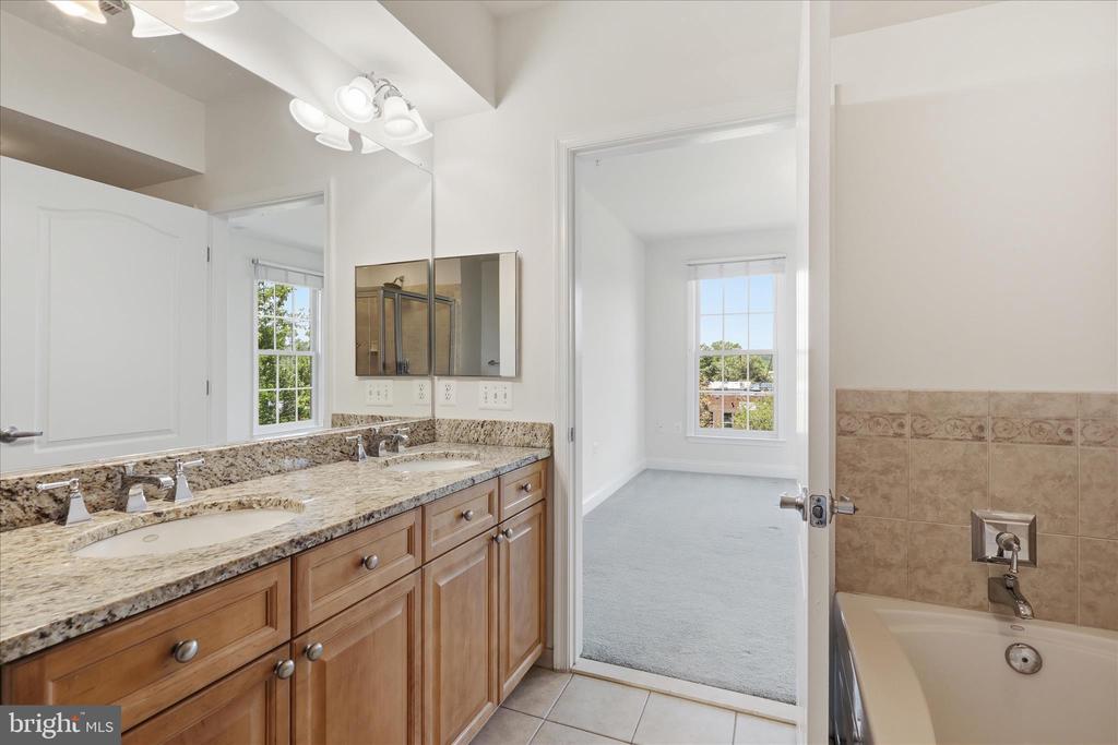 1115 CAMERON STREET Unit: 315