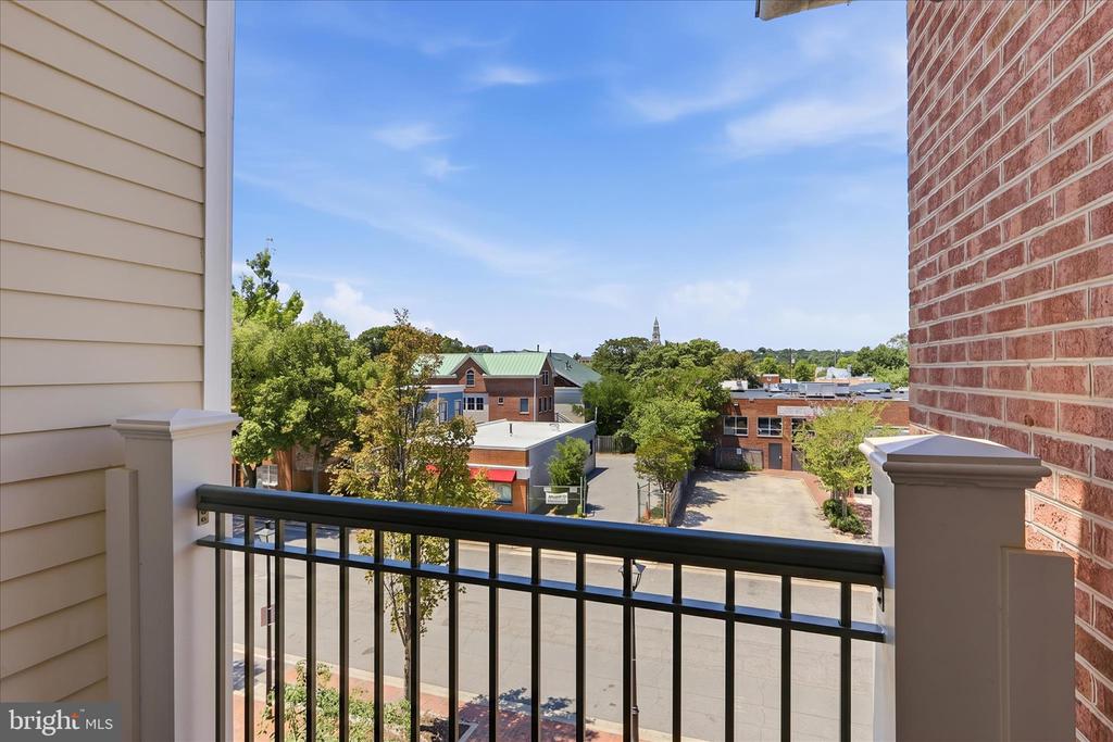 1115 CAMERON STREET Unit: 315