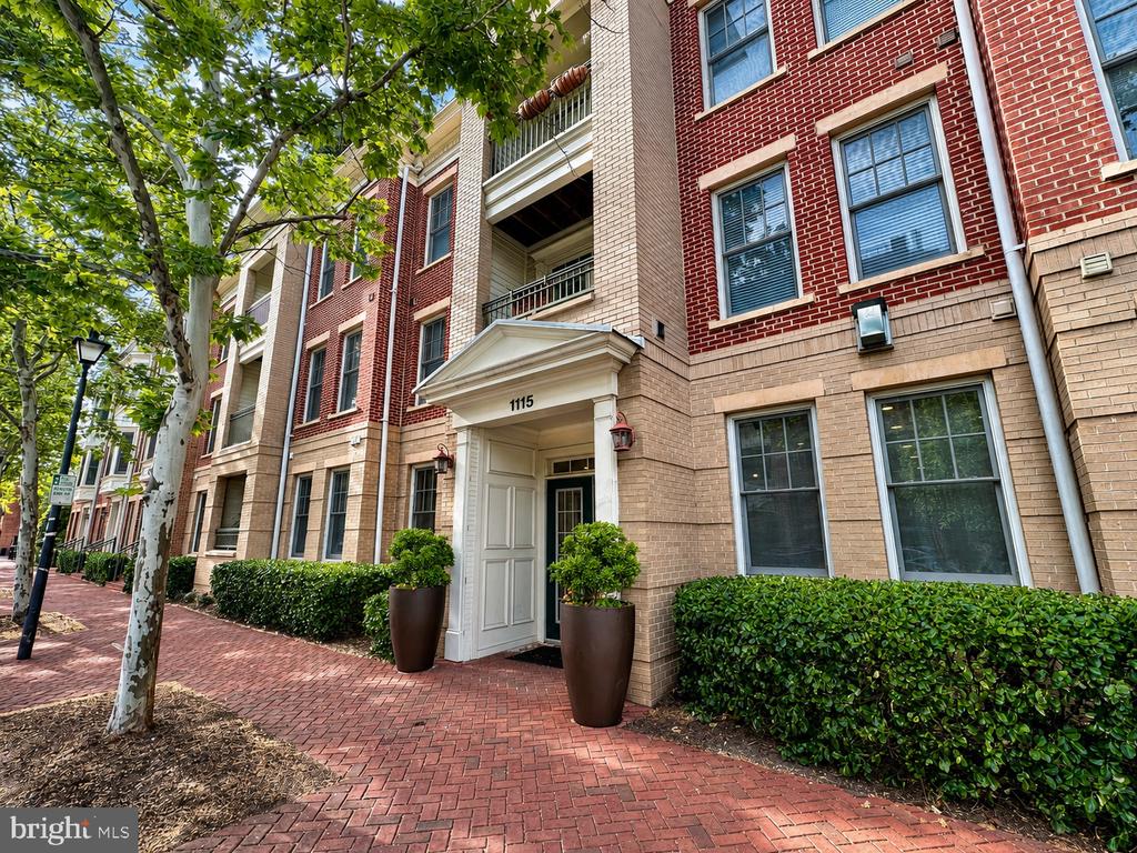 1115 CAMERON STREET Unit: 315
