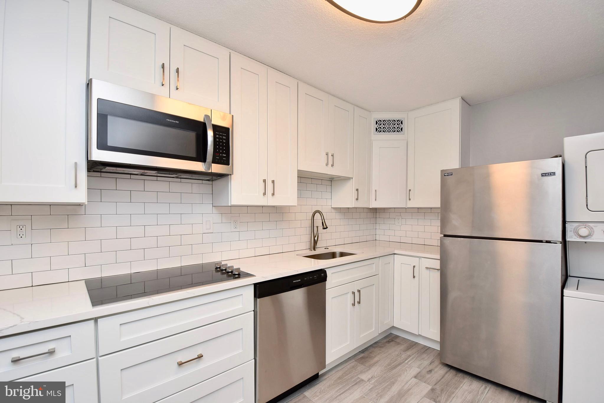 307 YOAKUM PARKWAY 703