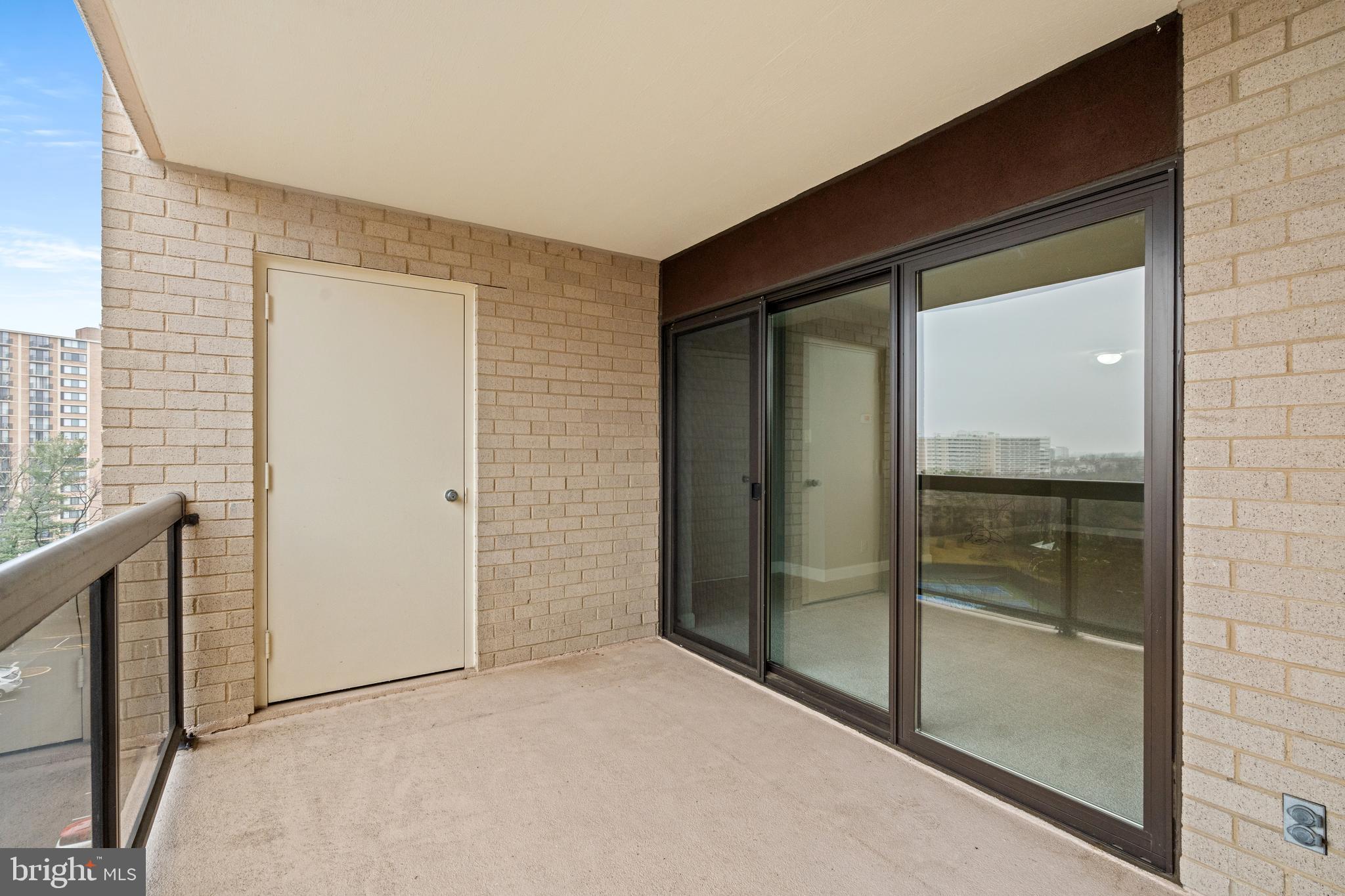 307 YOAKUM PARKWAY 703