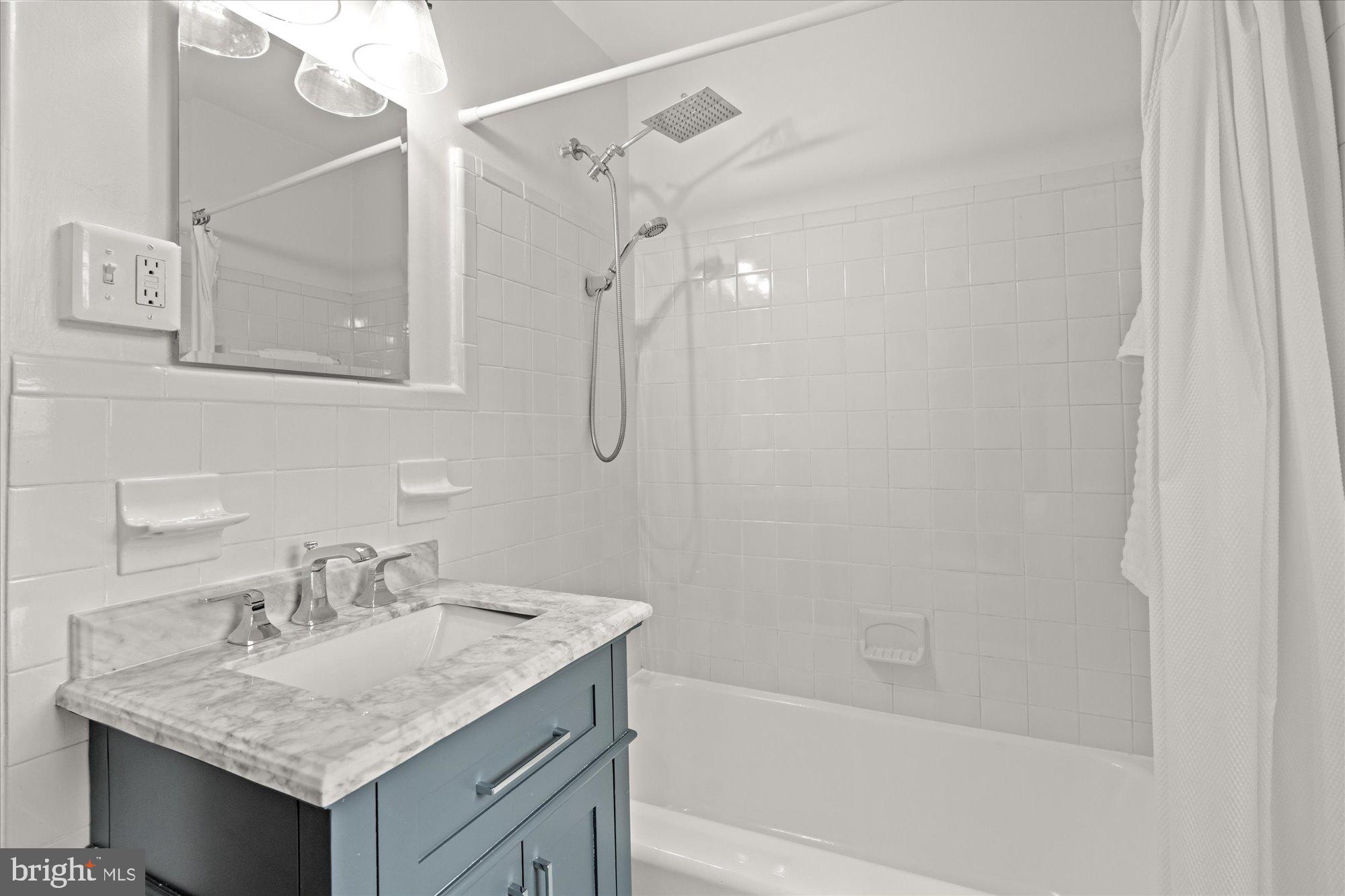 17 AUBURN COURT B