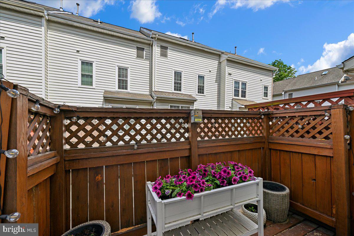 4663 KIRKLAND PLACE