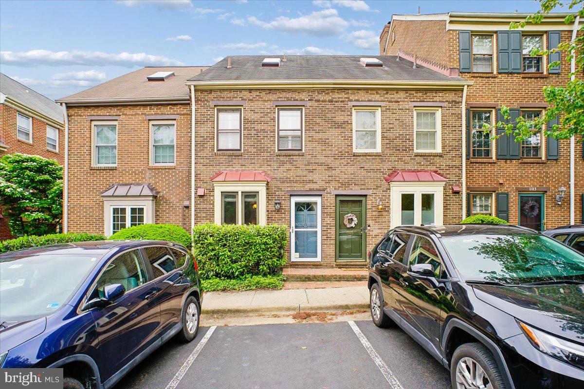 1107 MICHIGAN COURT