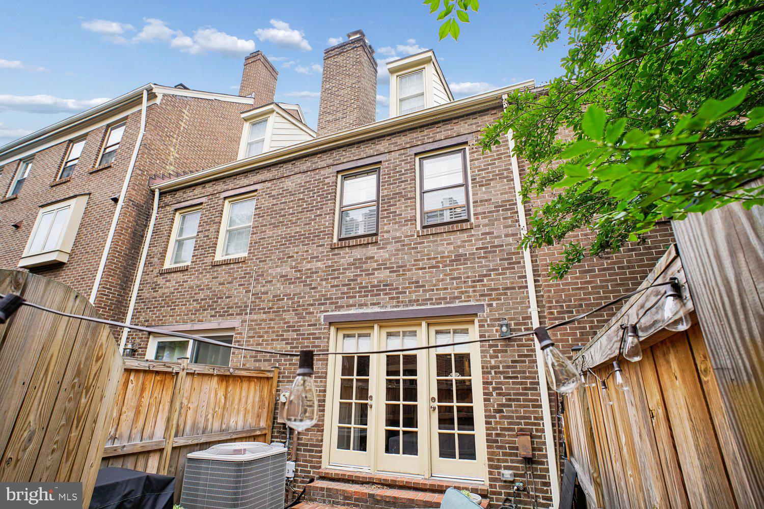 1107 MICHIGAN COURT