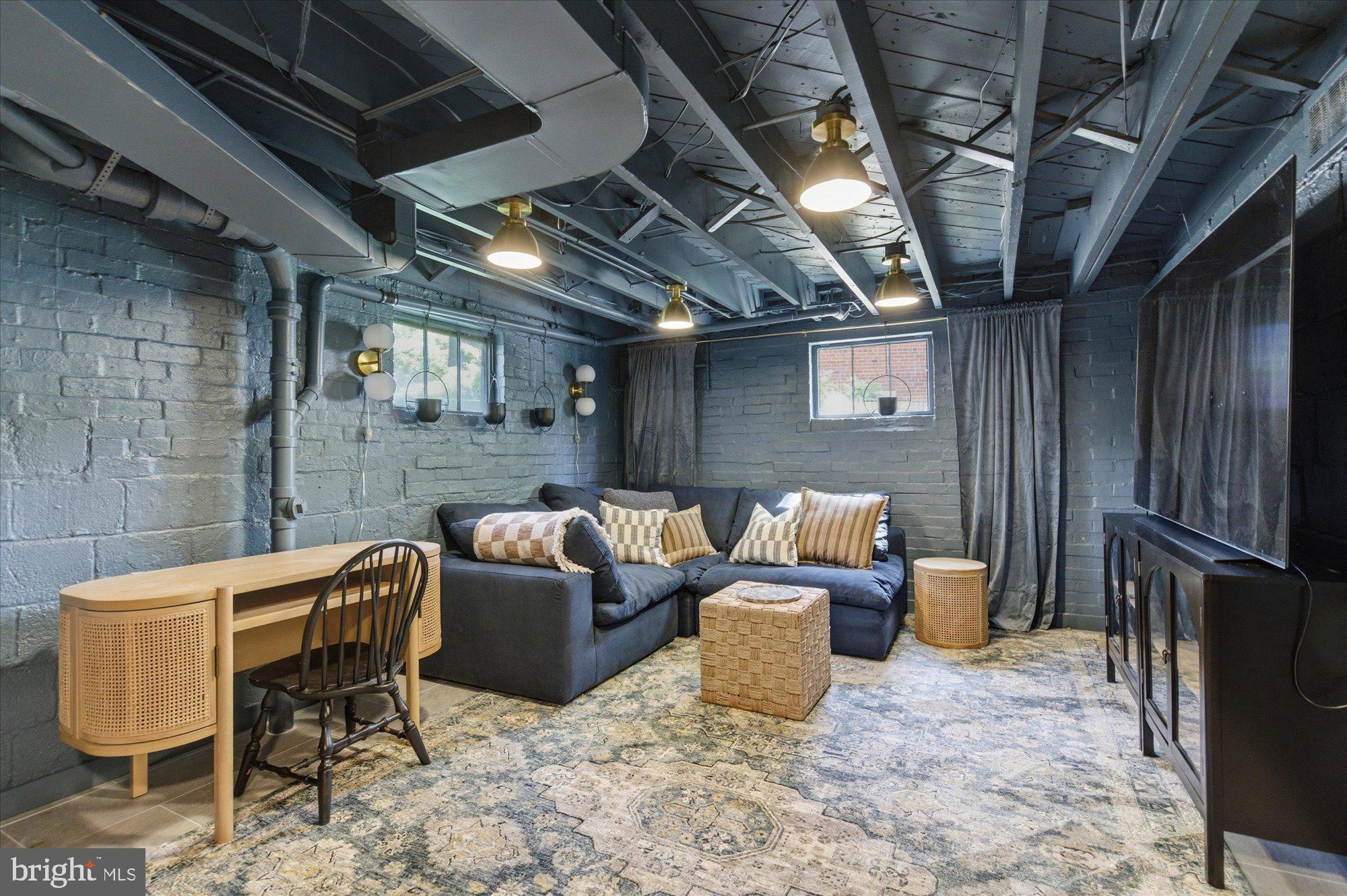 805 CHALFONTE DRIVE