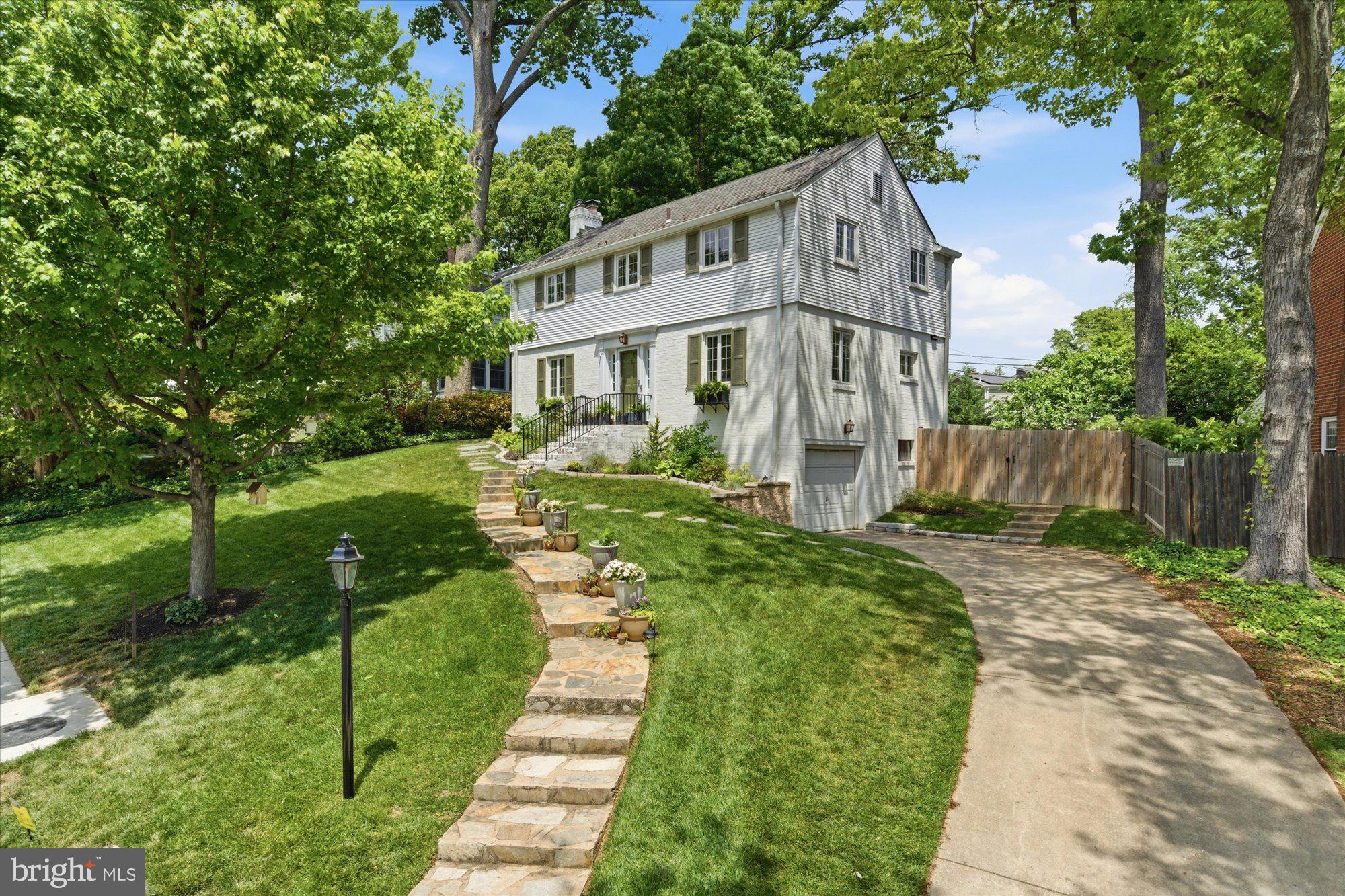 805 CHALFONTE DRIVE