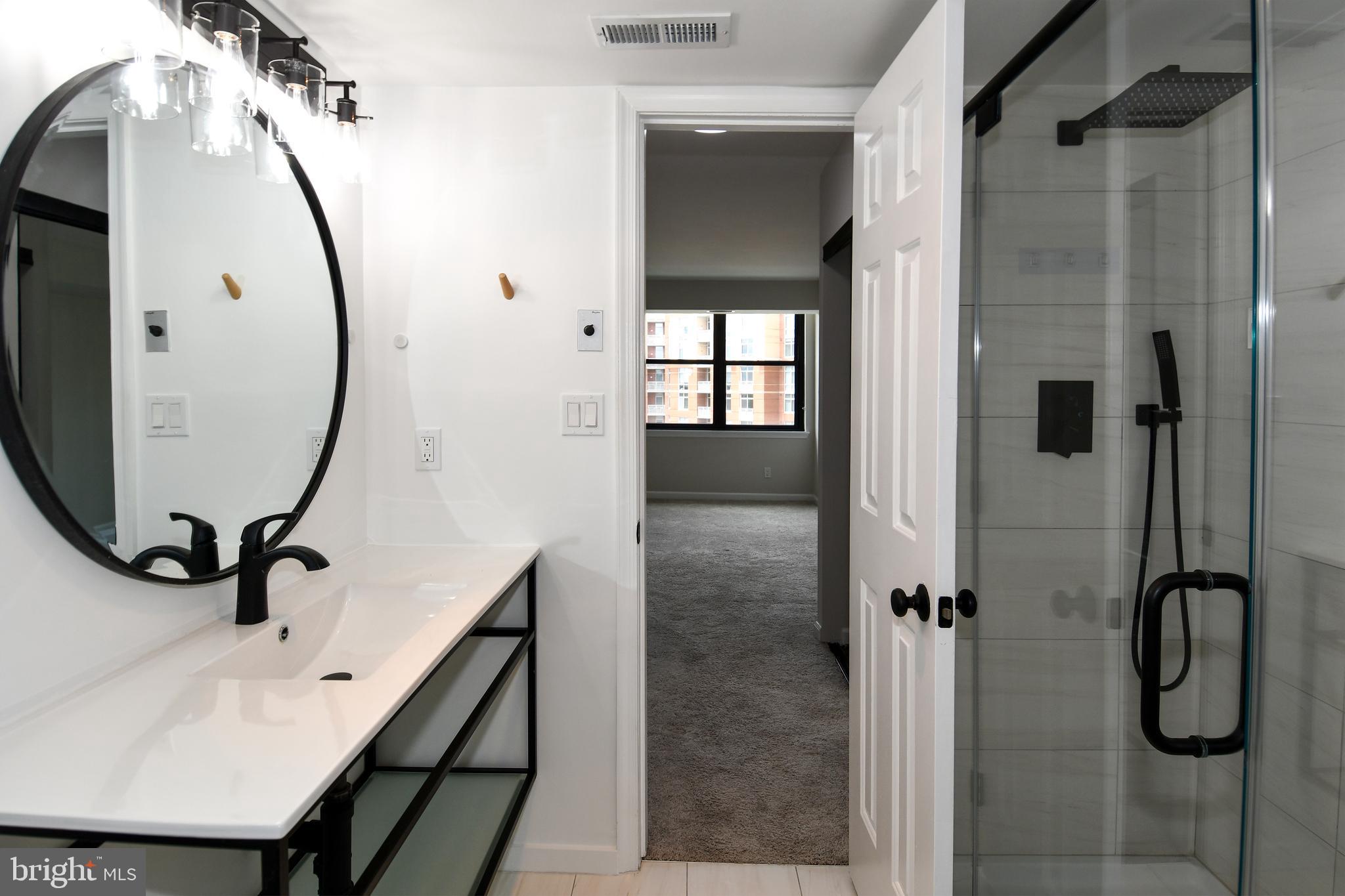 1200 BRADDOCK PLACE 715