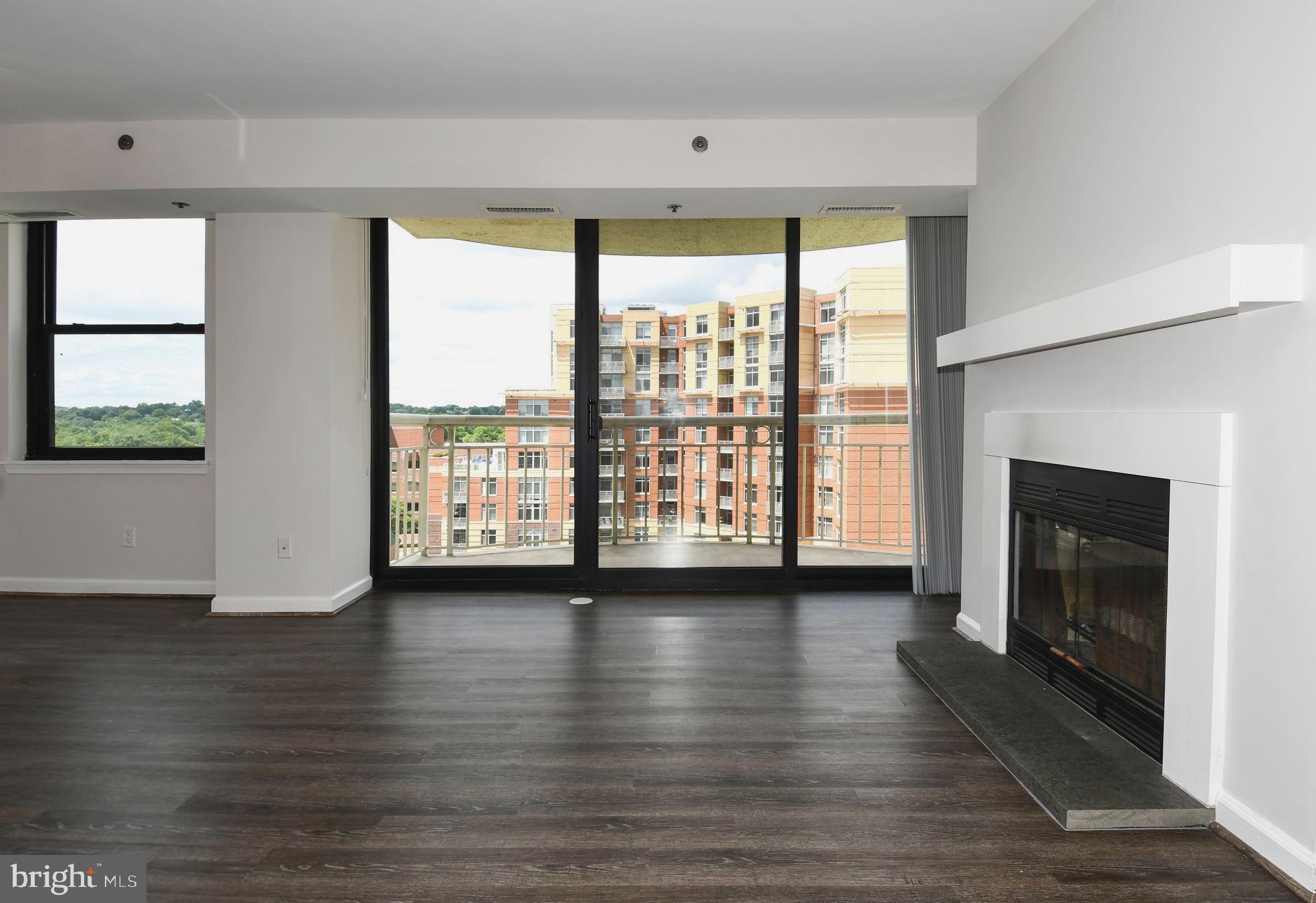 1200 BRADDOCK PLACE 715
