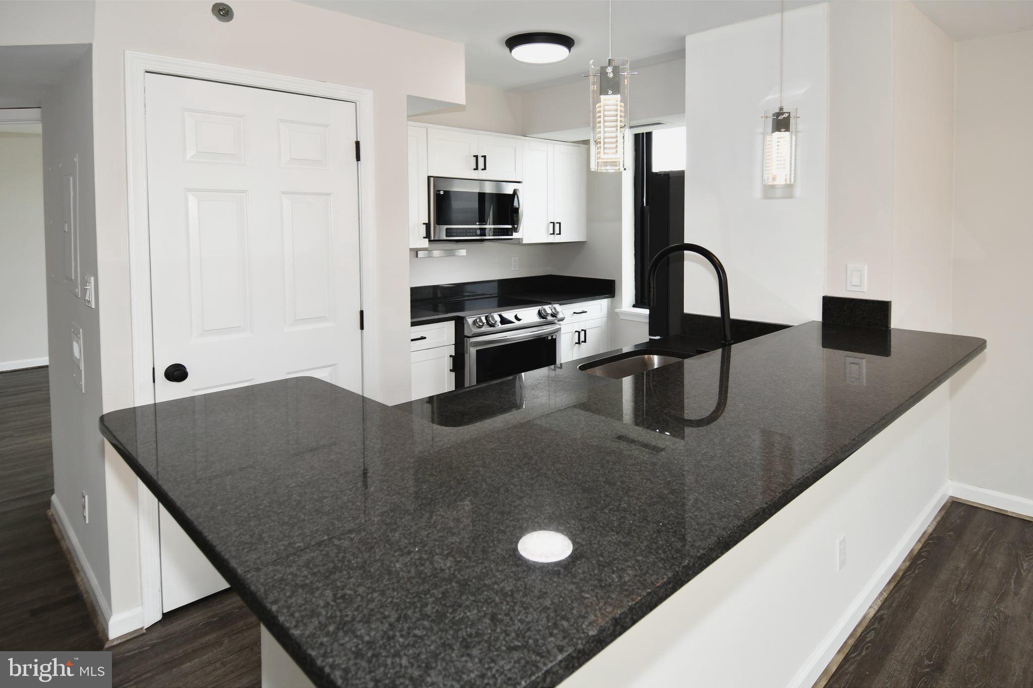 1200 BRADDOCK PLACE 715