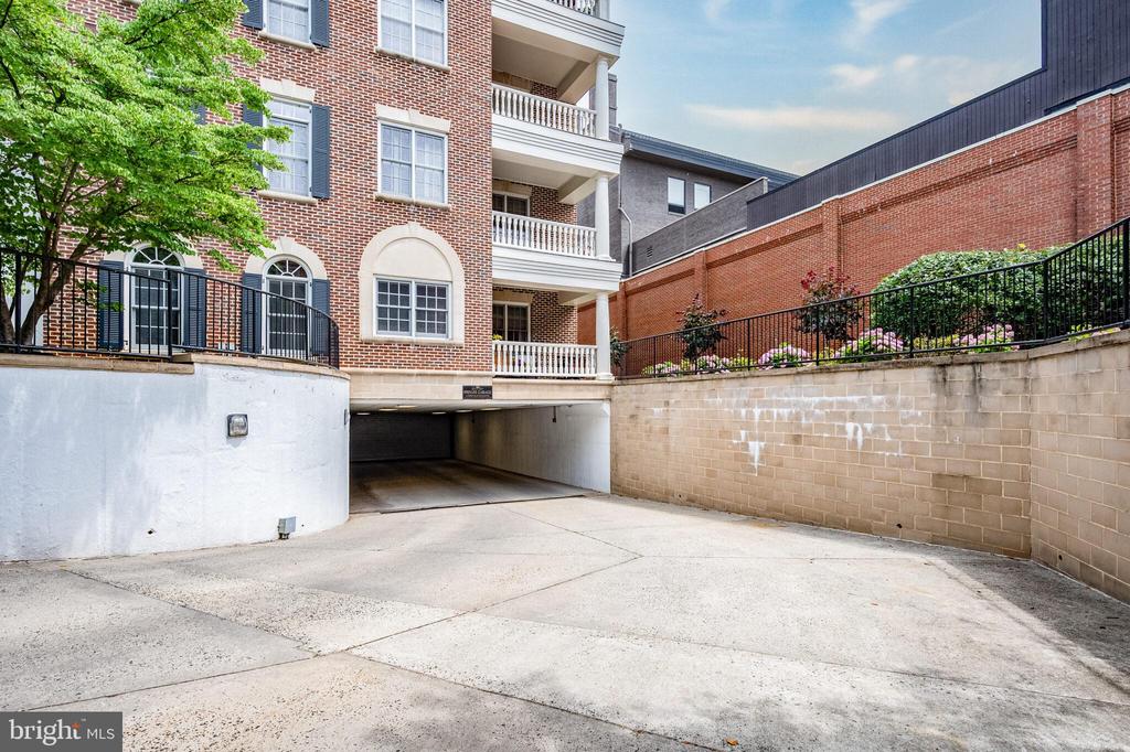 635 FIRST STREET 405