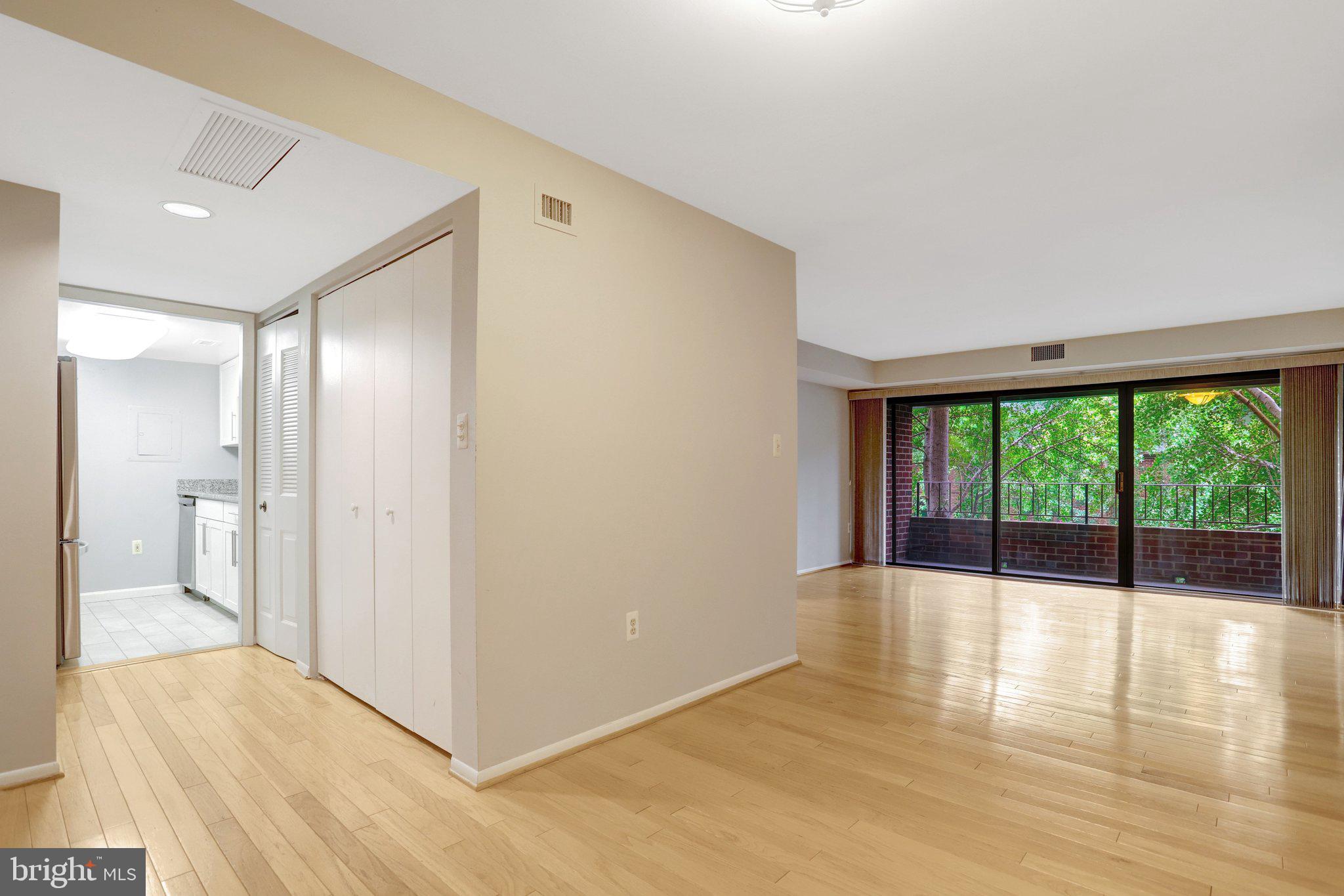 1600 PRINCE STREET 212