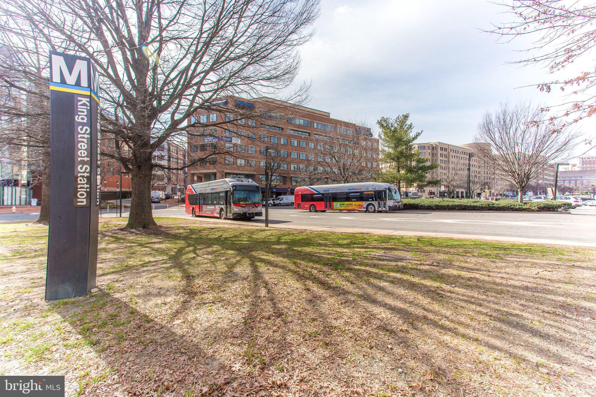 1600 PRINCE STREET 212