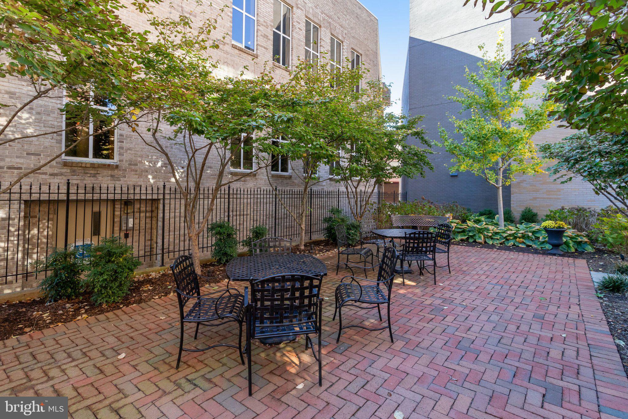 1600 PRINCE STREET 212