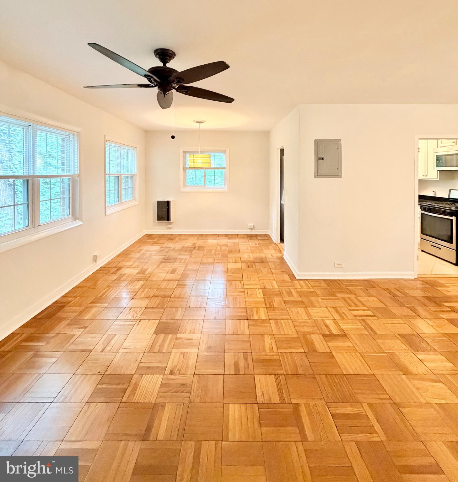 3540 MARTHA CUSTIS DRIVE