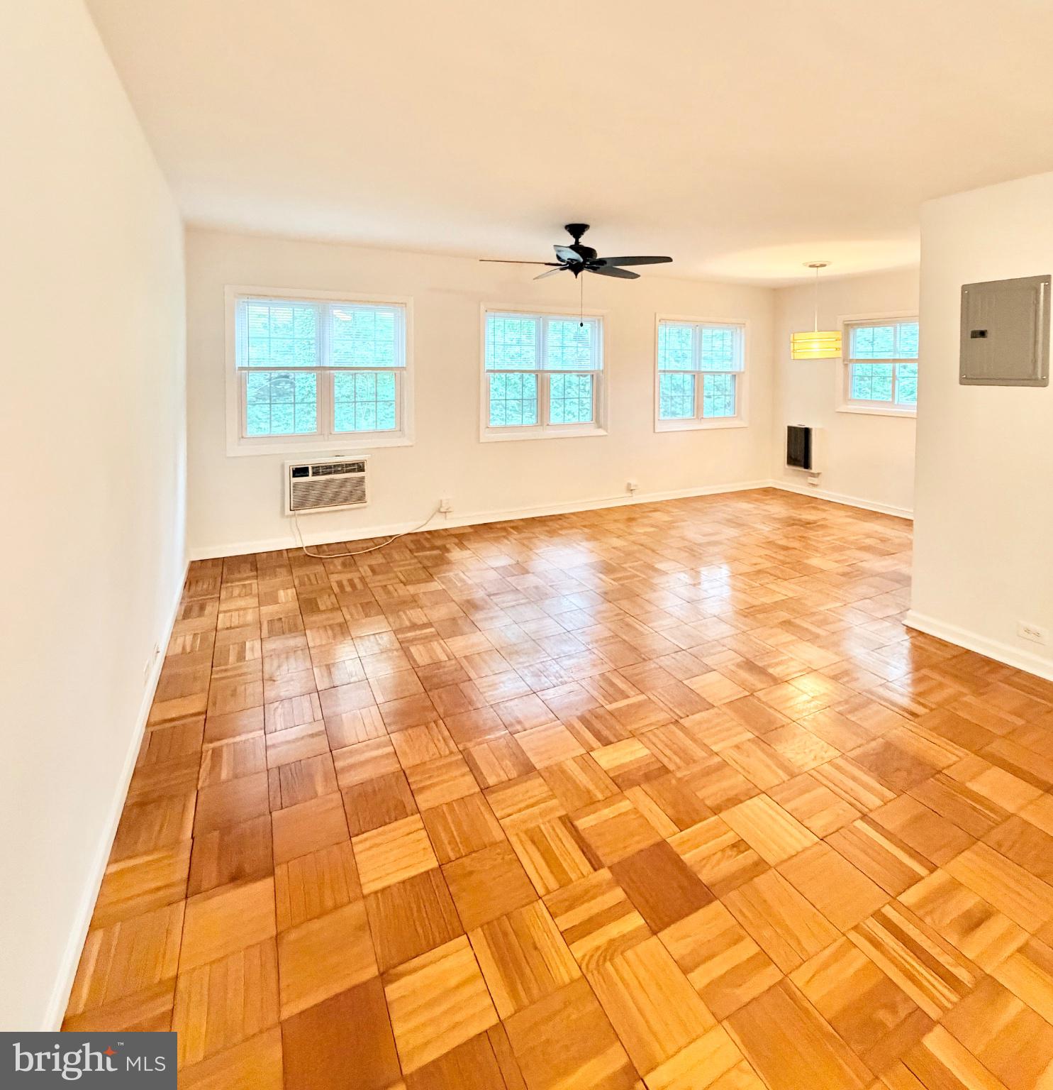 3540 MARTHA CUSTIS DRIVE