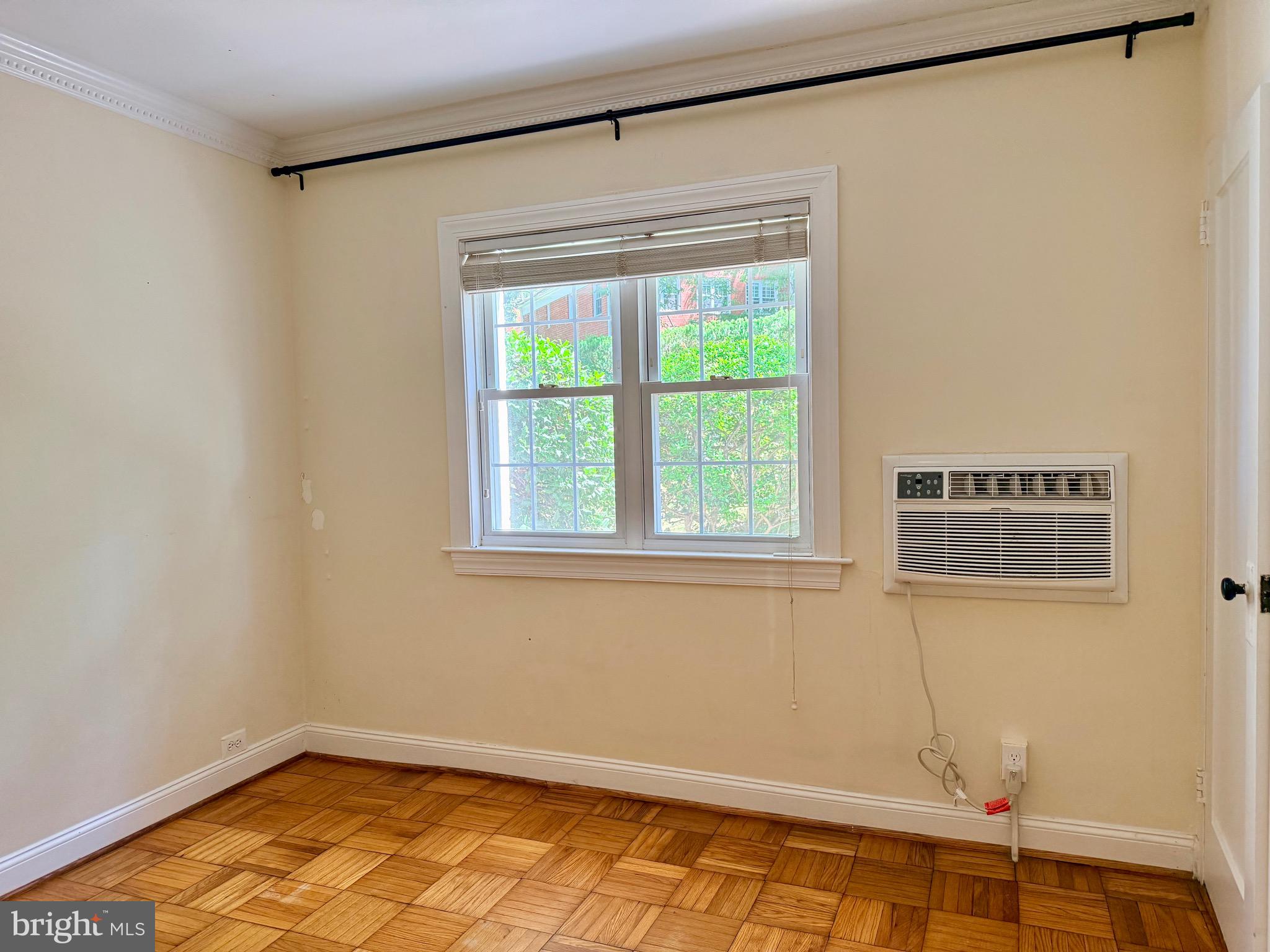 1628 RIPON PLACE