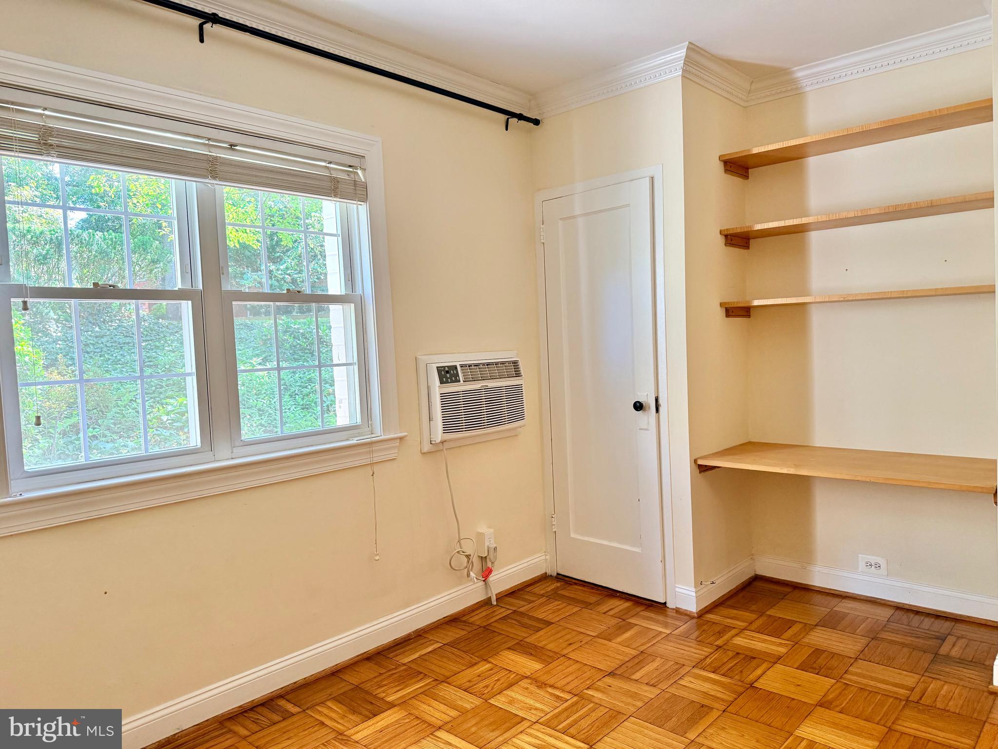 1628 RIPON PLACE
