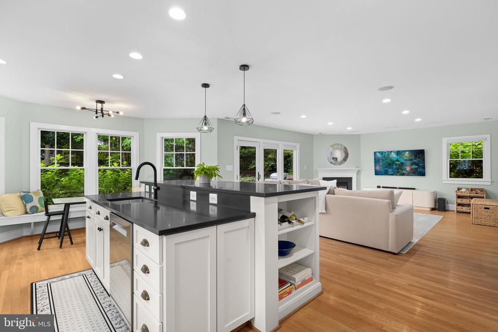 3307 ELMORE DRIVE