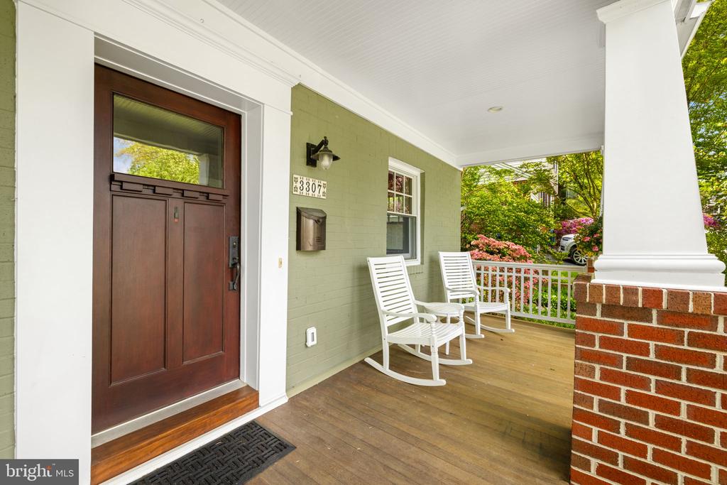 3307 ELMORE DRIVE