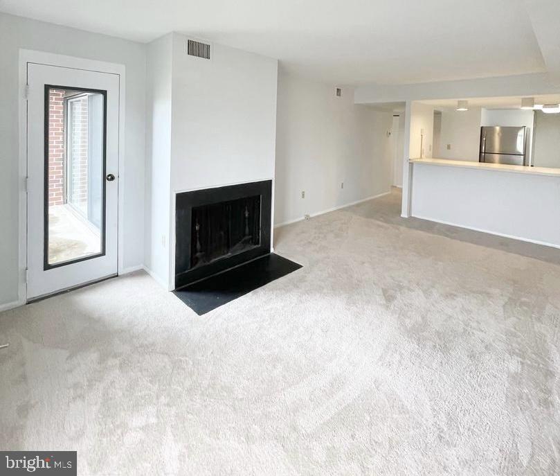 1600 PRINCE STREET 605