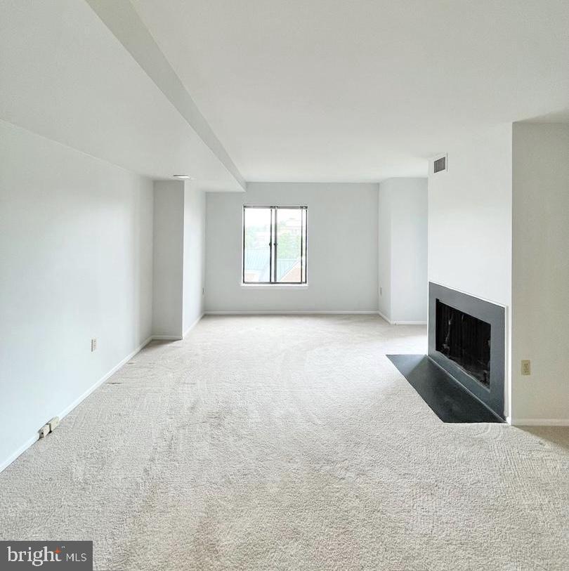 1600 PRINCE STREET 605