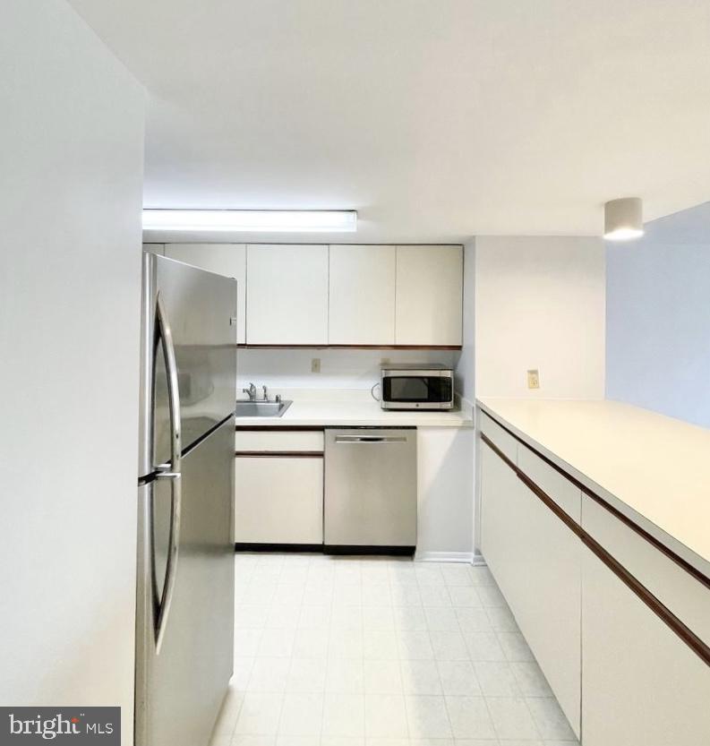1600 PRINCE STREET 605