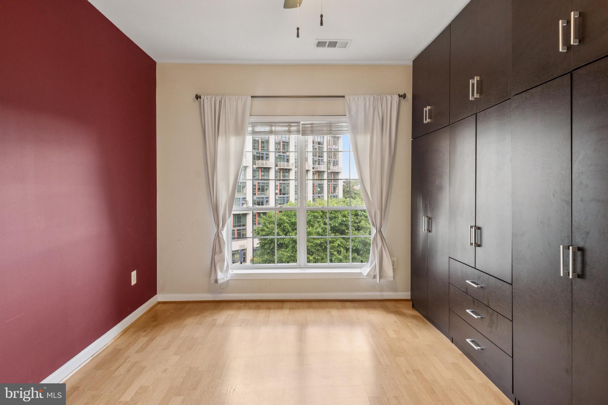 4551 STRUTFIELD LANE 4422