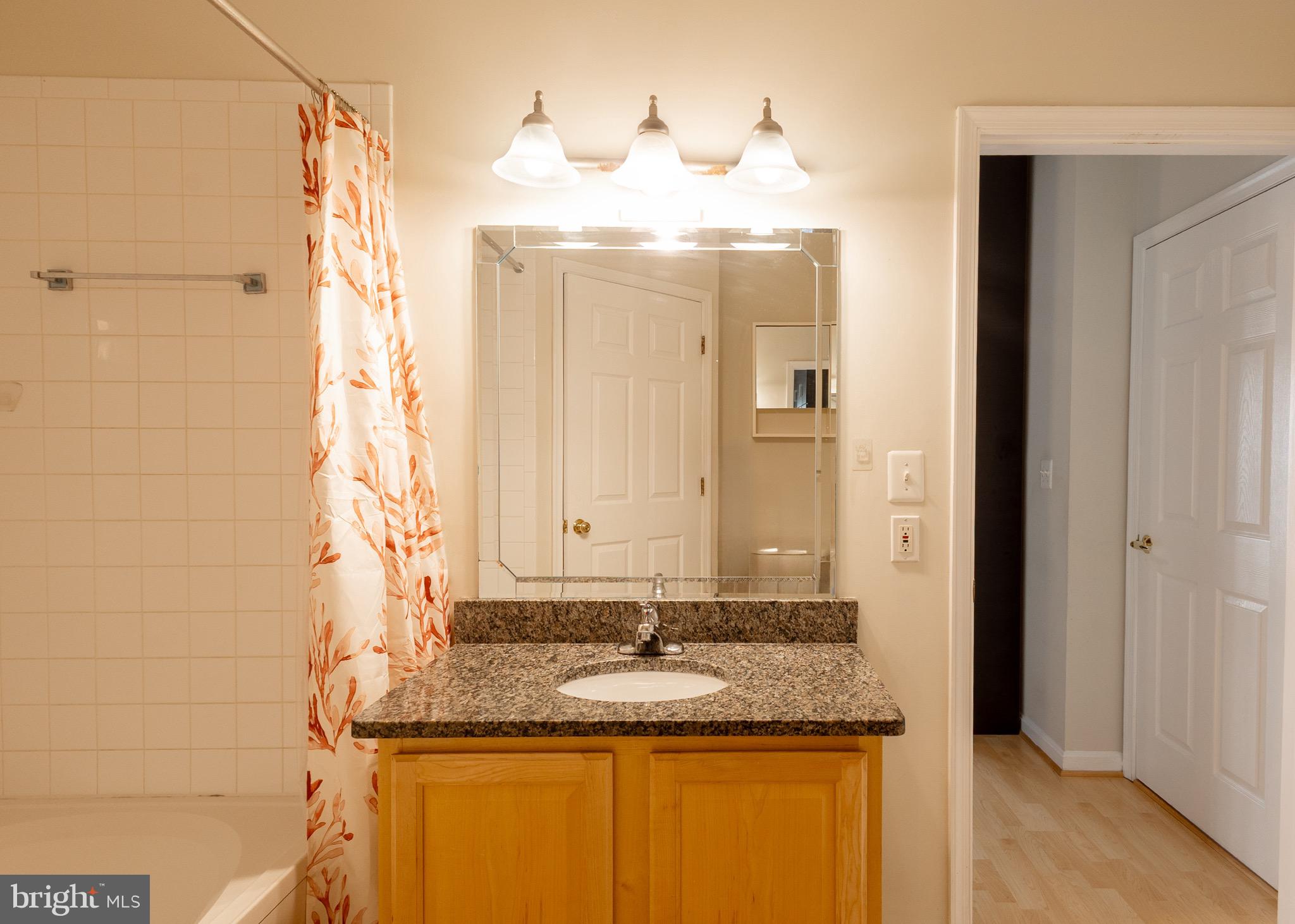 4551 STRUTFIELD LANE 4422